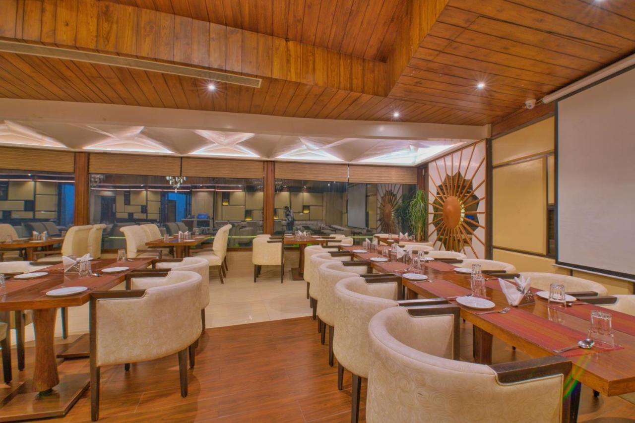 The Cedar Grand Hotel And Spa Shimla Exterior foto