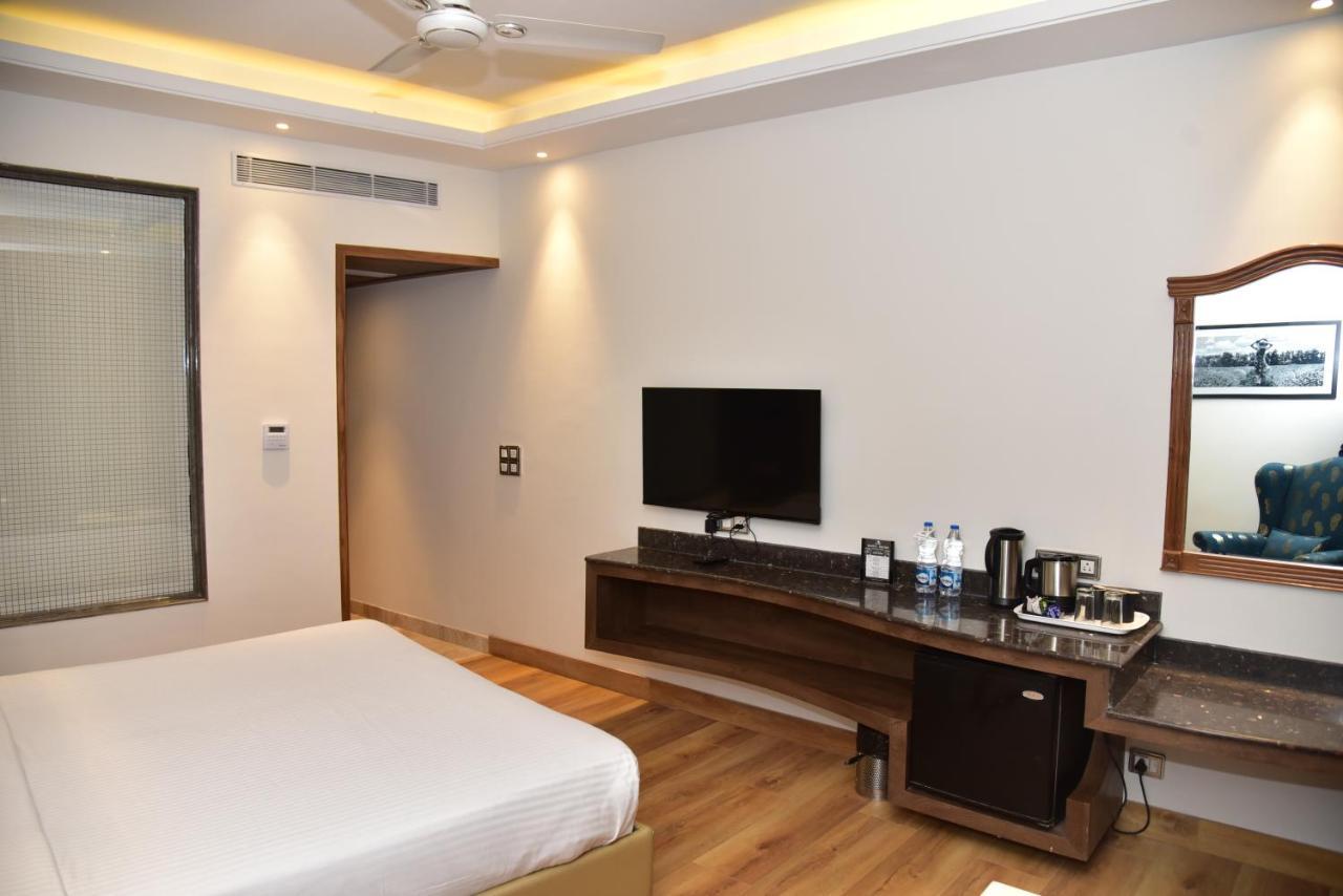The Cedar Grand Hotel And Spa Shimla Exterior foto