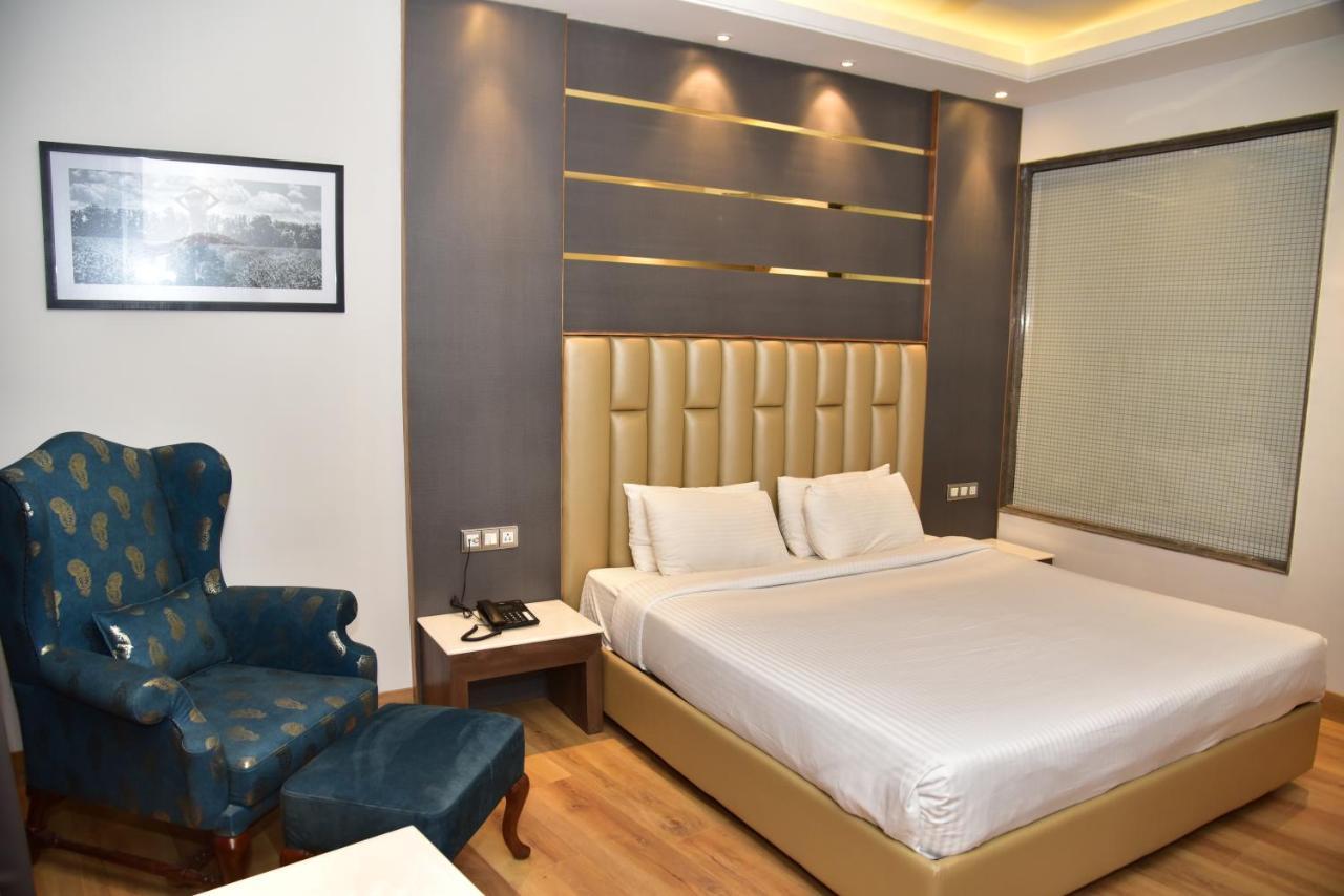 The Cedar Grand Hotel And Spa Shimla Exterior foto