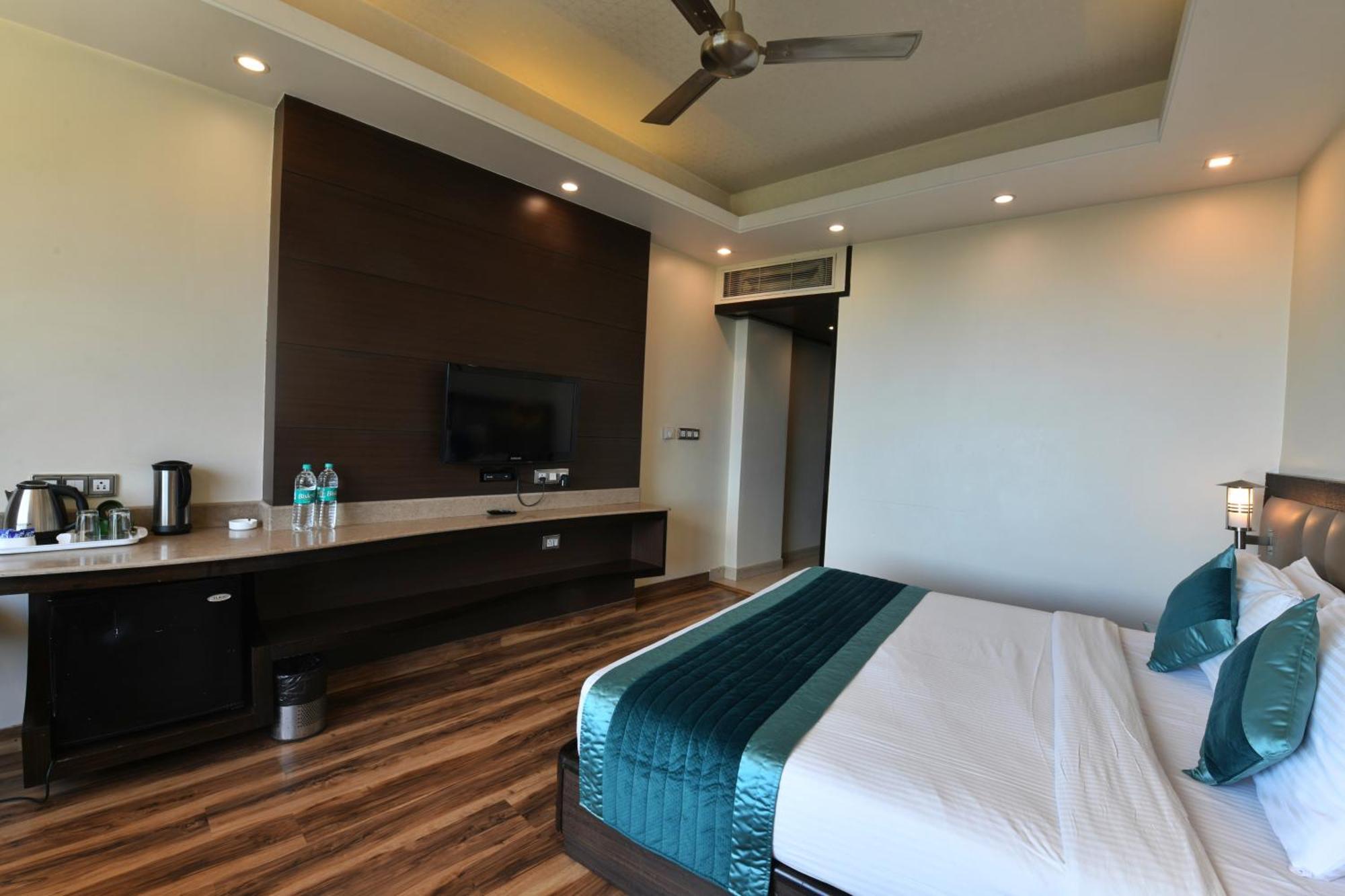 The Cedar Grand Hotel And Spa Shimla Zimmer foto